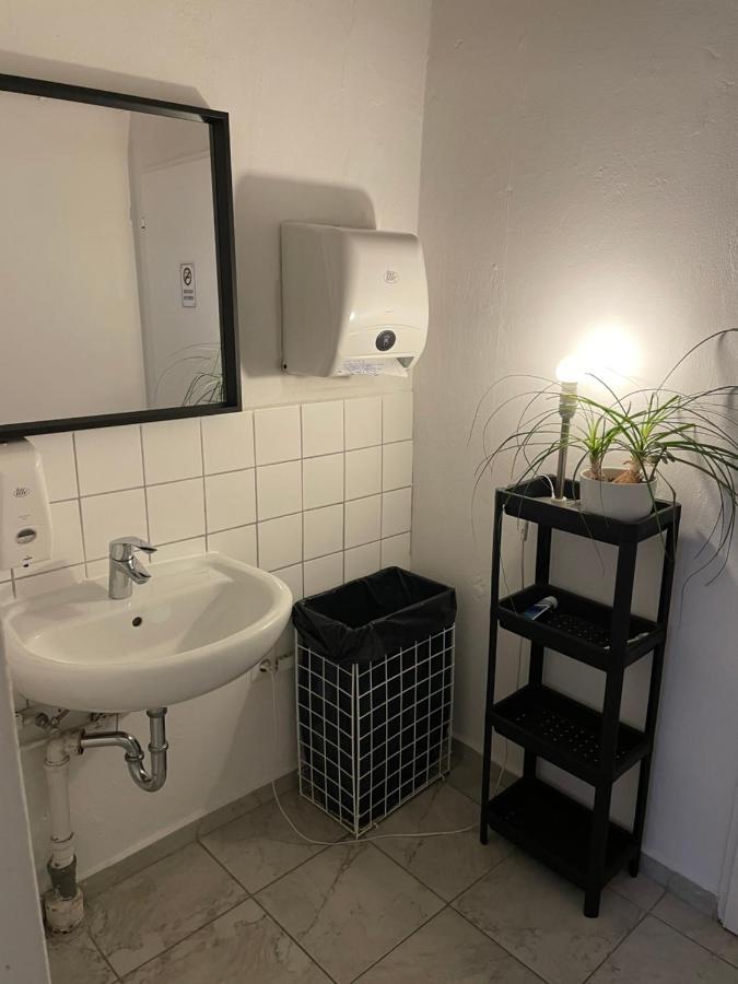 Corner Hostel Berlin Prenzlauer Berg Екстериор снимка