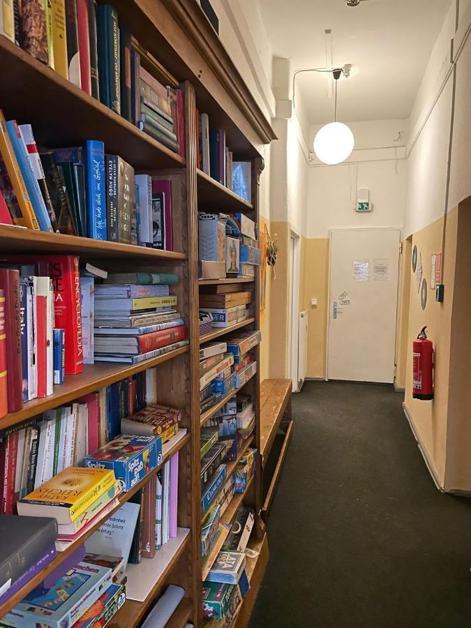 Corner Hostel Berlin Prenzlauer Berg Екстериор снимка